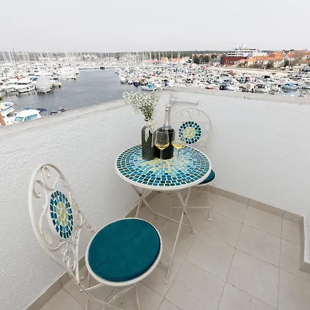 Apartman Elena Biograd Na Moru
