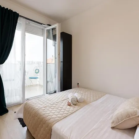Apartman Elena *