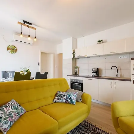 Apartman Elena Apartment