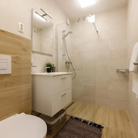 Apartment Apartman Elena Biograd Na Moru