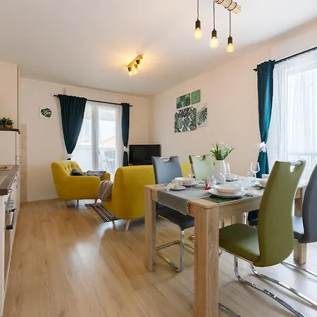 Apartman Elena * Biograd Na Moru
